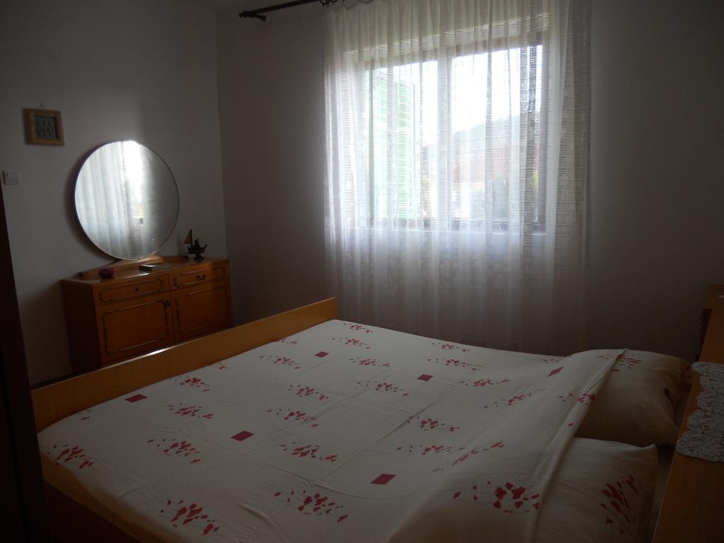 Apartment Guste Šibenik Quarto foto
